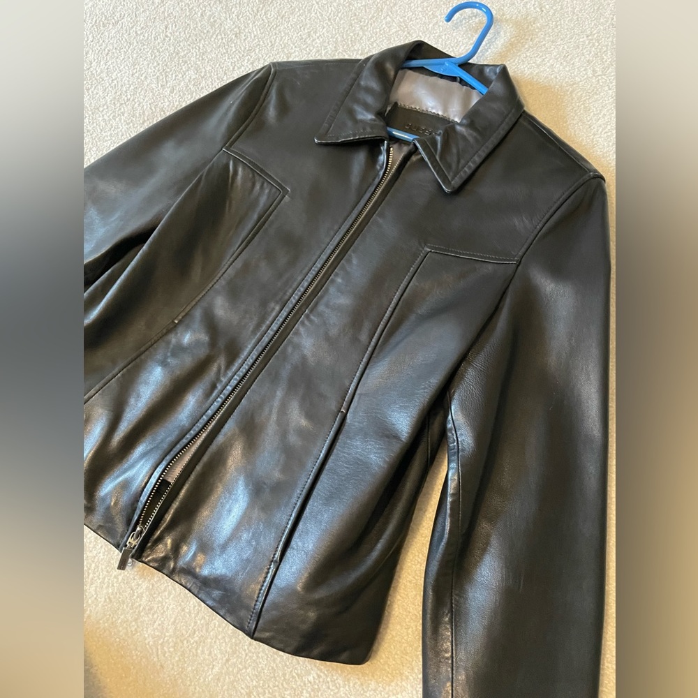 Vintage Guess women’s leather jacket